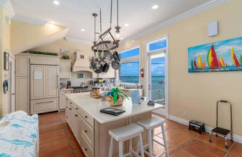 Stuart House | Beachfront Bliss at Eden Beach: Hot Tub & Dock Await!