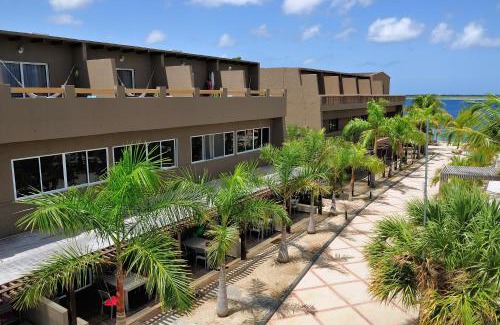 Kralendijk Resort | Relax at Eden Beach Resort - Ideal for Pet Lovers & Families
