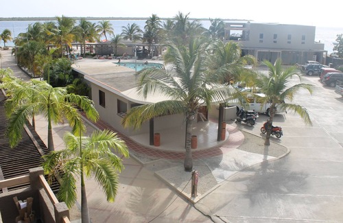 Kralendijk Hotel | Eden Beach Resort