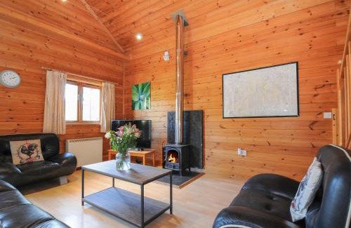 Saint Breward House | Discover Eden: A Family and Pet-Friendly Retreat
