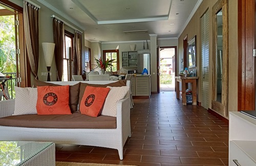 Eden Island Apartment | Elegantly Designed Eden Island Penthouse with Pool & Views