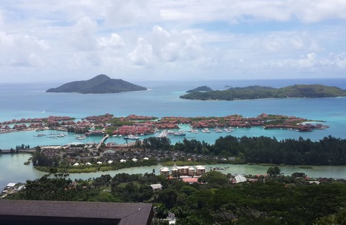 Eden Island Apartment | Elegantly Designed Eden Island Penthouse with Pool & Views