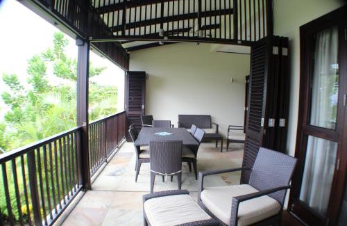 Eden Island Apartment | Oceanfront Eden Island Apartment with Private Beach Access