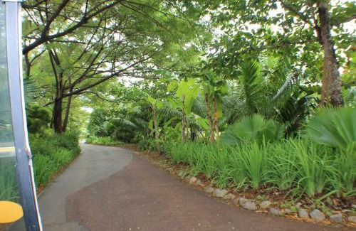 Eden Island Apartment | Oceanfront Eden Island Apartment with Private Beach Access