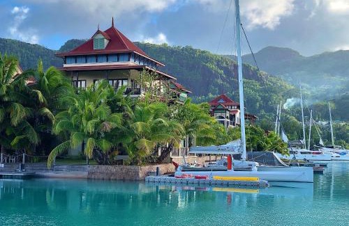 Eden Island Apartment | Discover Eden Island Apartment - Oceanfront Retreat Awaits