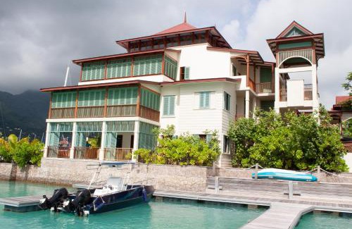 Eden Island Apartment | Discover Eden Island Gem: 4-Star Retreat with Ocean Views