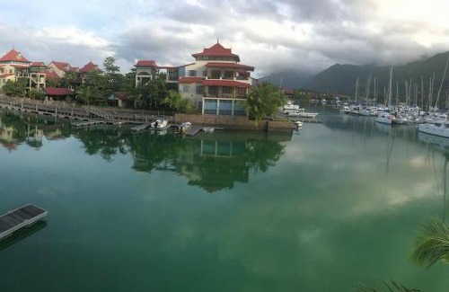 Eden Island Apartment | Discover Eden Island Gem: 4-Star Retreat with Ocean Views