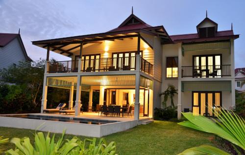 Eden Island Apartment | Experience Eden Island: 4-Star Oceanfront Retreat