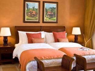 Eden Island Apartment | Experience Eden Island: 4-Star Oceanfront Retreat