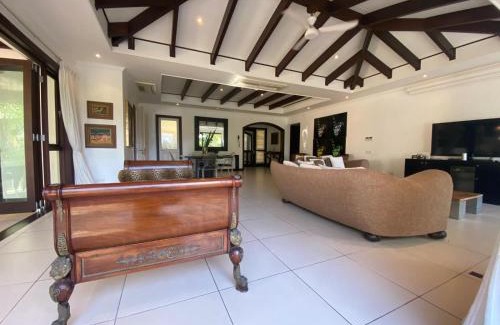 Eden Island Villa | Experience Eden Island Villa 235: Oceanfront Bliss & Spa
