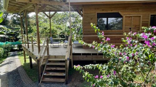 Tierra Oscura Bed & Breakfast | Unforgettable Eden Jungle Lodge: Pool & Restaurant Awaits