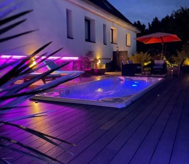 Locquirec Bed & Breakfast | Relaxing EDEN Locquirec: Pool & Spa Retreat with Ocean Views