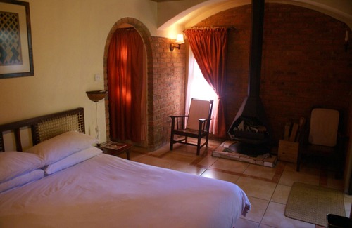 Mutare Hotel | Family-Friendly Getaway at Eden Lodge Vumba with Dining