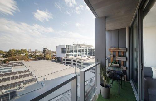 Abbotsford Apartment | Idyllic Eden of Abbotsford - A Serene Family Retreat