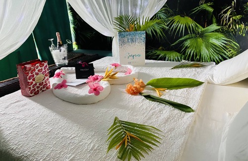 Sainte-Luce House | Relax at Eden Paradise Spa Ecolodge with Pool & Hot Tub