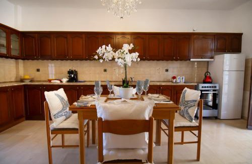 Sozopolis Villa | Oceanfront Retreat at Eden Park in Sozopoli, Halkidiki