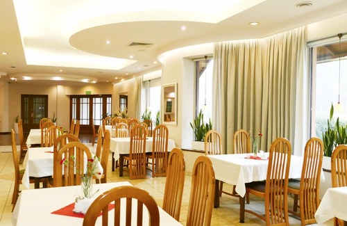 Rydzyna Hotel | Inviting Eden: Guest Rated 10/10 with Family-Friendly Amenities