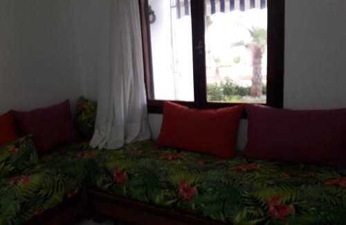 Restinga Smir Apartment | Tranquil Eden Plage 2: Pet-Friendly with Ocean Views