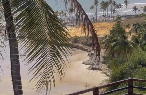 Lagoinha Hotel | Cozy EDEN Pousada: Pet-Friendly Getaway for Families