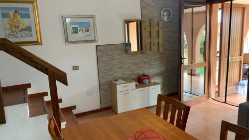 Eden Rock House | Relax at Eden Rock House: Oceanfront & Pet Friendly Stay