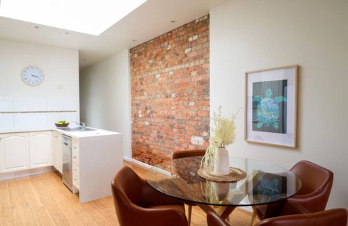 Fitzroy North House | Experience Local Life at Eden in Fitzroy North