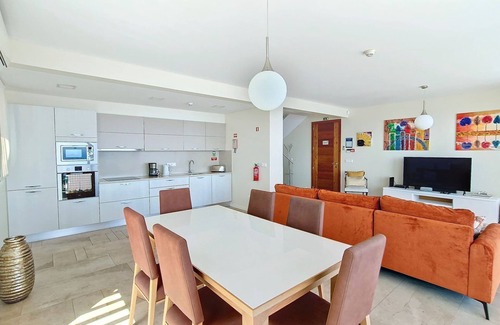 Prazeres House | Elegant Eden Sun Villa with Pool & Panoramic Views