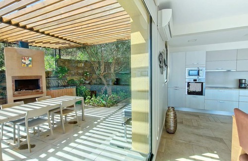Prazeres House | Elegant Eden Sun Villa with Pool & Panoramic Views