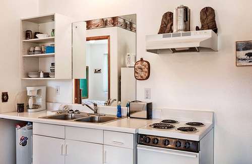 Oroville House | Top-Rated Eden Valley Guest Ranch with Family-Friendly Amenities