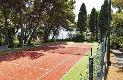 Nervi Apartment | Experience Eden Vista Mare: A 4-Star Poolside Retreat