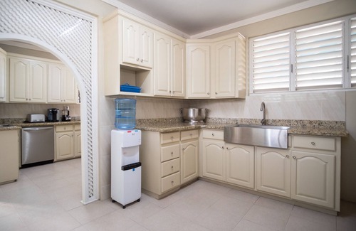 Tower Isle Villa | Family-Friendly Edgewater Beach Villa with Oceanfront Bliss