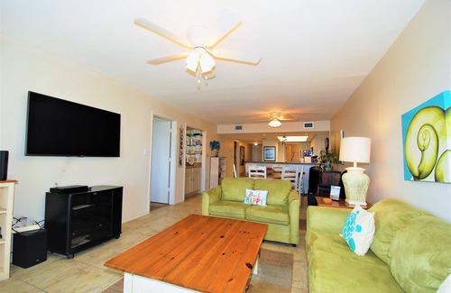 South Padre Island Condo | Oceanfront Edgewater Unit #304: 10/10 Guest Rated Retreat