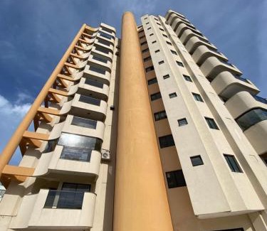Parque Enseada Apartment | Edifício Keybiscaine: Oceanfront Retreat with Pool Access