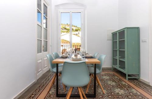Port de la Selva Apartment | Exclusive Edifici Rosa: Oceanfront Apartment with Beach Access