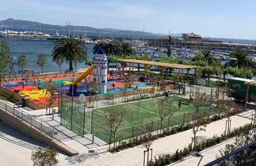 Sanxenxo Apartment | Oceanfront Escape at Edificio el Parque - Guest Rated 9.9