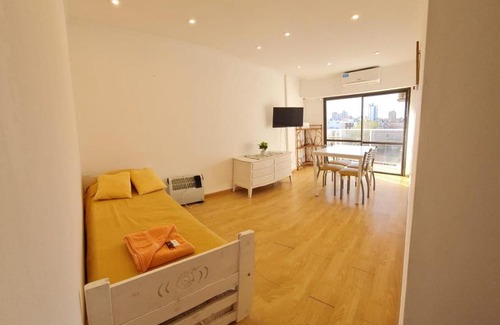 Santa Teresita Apartment | Pet-Friendly Retreat at Edificio el Tulipán - Rated 9/10