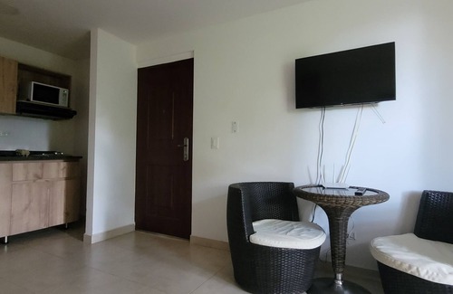 Laureles Apartment | Discover EDIFICIO FENICIA: Family-Friendly Retreat with Spa