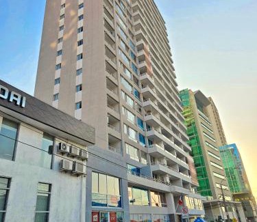 Iquique Apartment | Edificio Lynch Centrico: Pet-Friendly Oceanfront Escape