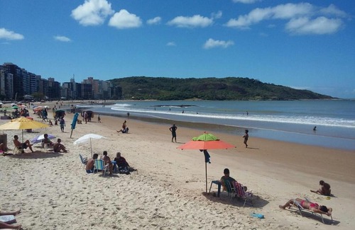 Guarapari Apartment | Oceanfront Edificio Palladium with Hot Tub & Ocean Views