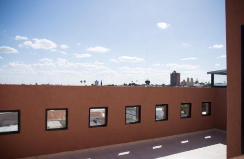 Victoria Apartment | Discover Edificio Panorámico Victoria: Family-Friendly Stay