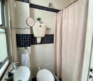 Centro House | Discover Edificio Quijano: Rated 9.4 with Family Amenities