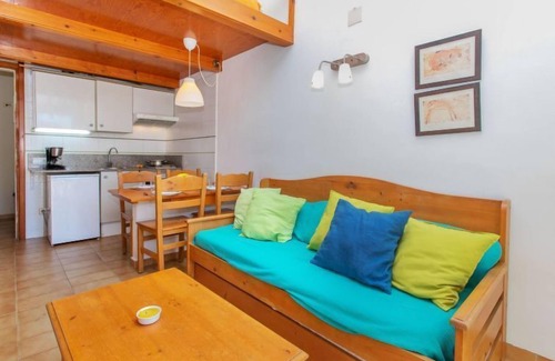 Els Griells Apartment | Discover Edificio Tamarius: Oceanfront Getaway with Spa