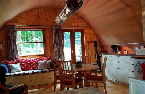 Balerno Ski Chalet | Idyllic Edinburgh Hideaway in the Pentland Hills