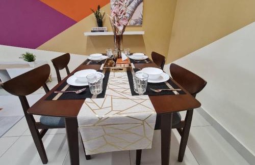 Petaling District Apartment | Edusentral setia alam amy studio cozy ambient