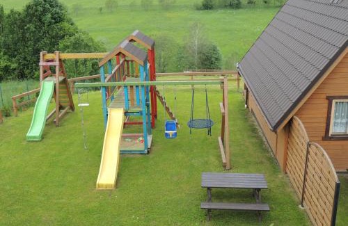 Solina Ski Chalet | Edwardówka: Family-Friendly Retreat with Pool & Ocean View