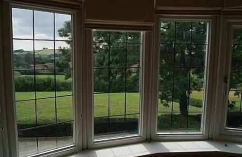 Woodborough House | Edwardian Country House with Pool & Scenic Views