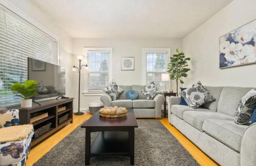 Newberg House | Pet-Friendly Edwards Retreat for Family Adventures