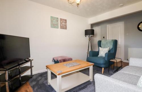 Portmellon Apartment | Experience EdyVean: A Top 4-Star Hotel with a 9/10 Rating