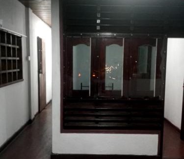 Seeduwa - Katunayake Hostel | EECS Transit - Urban Stay