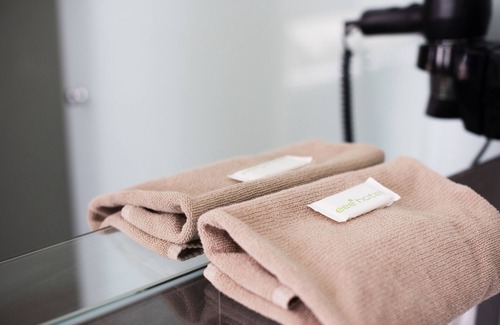 Traun Hotel | Welcoming eee Hotel TRAUN: Family-Friendly & Accessible Stay