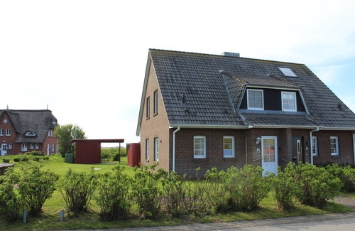 Norderhafen House | Guest Rated 10/10: Ocean View Retreat in Uthlande, Germany